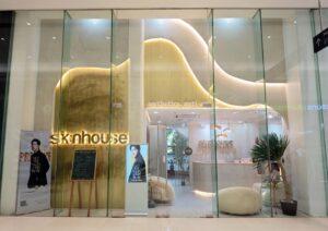 0826.9 Skinhouse Treatments Lift and Define Your Skin