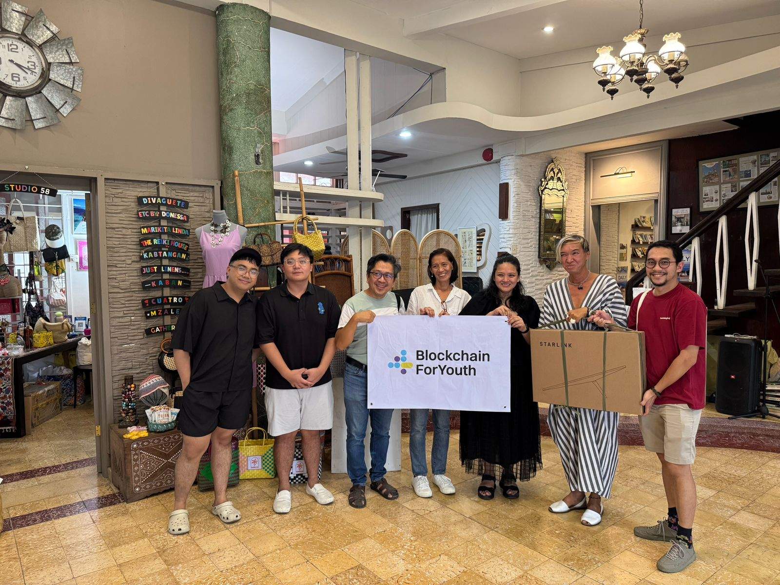 Bitget Expands Starlink-Powered PayFi Islands Initiative to Negros Oriental 3 Bitget empowers Negros Orientals creative sector by donating a Starlink to Arts and Design Collective Dumaguete Bitget Expands Starlink-Powered PayFi Islands Initiative to Negros Oriental