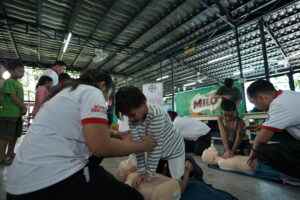 MILO® and Philippine Red Cross Celebrate World Drowning Prevention Day with SAFE Swim Program 2 Philippine Red Cross conducting CPR training for MILO® SAFE Swim participants MILO® and Philippine Red Cross Celebrate World Drowning Prevention Day with SAFE Swim Program