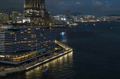 1015.10 Regent Hong Kong Wins Condé Nast Traveler Award