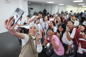 014A7325 Globe Empowers Taguig Students to Stay Safe Online