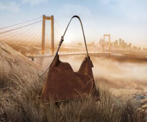 Coach Unveils “The Gift for New Adventures” Holiday Campaign 3 Coach A Gift for New Adventures Mott Messenger Coach Unveils “The Gift for New Adventures” Holiday Campaign
