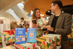 Key Visual Alipay in Thailand Ant International Processes Over 2 Billion Transactions in Emerging Markets in 2025