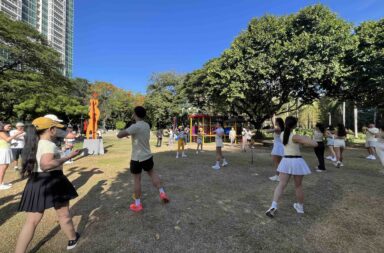 2. Morning In Motion Cetaphil Sun Encourages Filipinos to Step Outside and Reconnect with the Cetaphil Sun Crawl