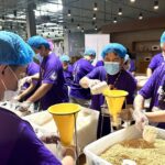 PR Photo 1 FedEx and Rise Against Hunger Package 10,000 Meals for Cebu Students